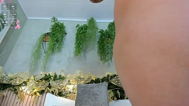 Snapshot of Lana_Lann chatting on December 22, 2024, 4:48 pm Lana Lann online show from December 22, 2024, 4:48 pm