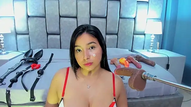 Snapshot of AniEvans_ chatting on June 8, 2026, 11:10 am AniEvans online show from June 8, 2026, 11:10 am