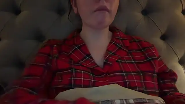 Sandysecret online show from December 17, 2025, 8:26 pm