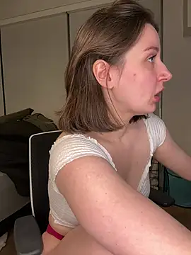 Snapshot of nerdynina chatting on January 8, 2025, 2:14 am nerdynina online show from January 8, 2025, 2:14 am