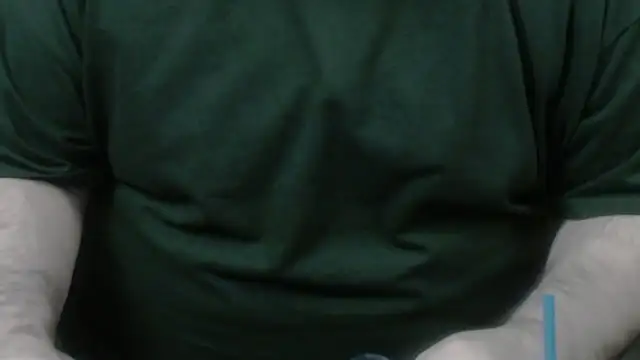 Snapshot of Dominant_BEAR chatting on December 5, 2025, 10:13 am Dominant BEAR online show from December 5, 2025, 10:13 am