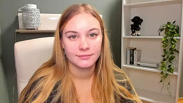 kitty valeria online show from December 21, 2024, 11:11 am