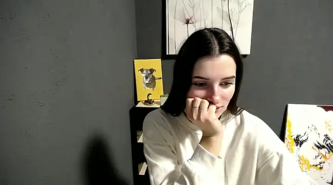 lady olivia  online show from January 14, 2025, 1:49 pm