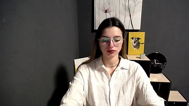 lady olivia  online show from February 5, 2026, 1:38 pm