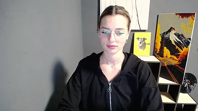 lady olivia  online show from July 11, 2026, 5:26 pm