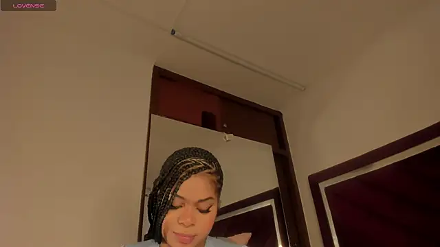 Samanntha Rose online show from February 6, 2025, 7:07 pm