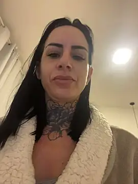 YasmimBrasil online show from July 29, 2026, 5:49 am