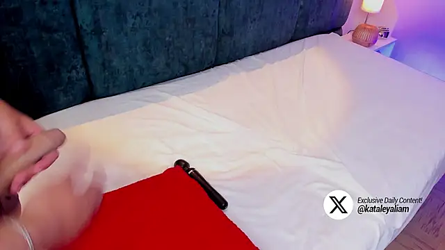 kataleyandliam online show from February 13, 2025, 10:33 pm