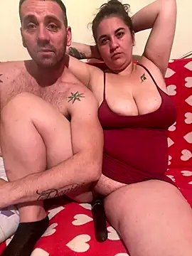 yzabell18 online show from October 11, 2025, 9:24 pm