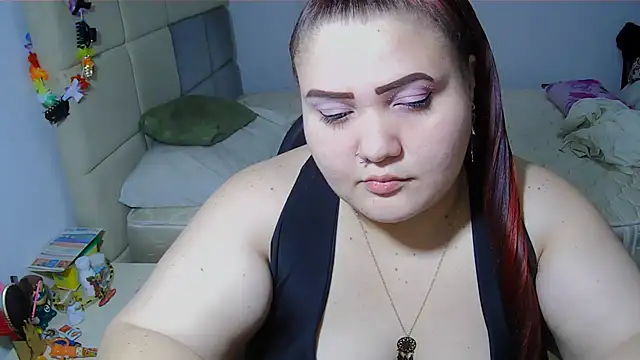 Snapshot of Jones_alexia chatting on June 12, 2026, 5:50 am Jones alexia online show from June 12, 2026, 5:50 am
