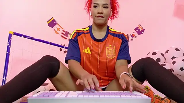 RubyRossel online show from June 15, 2026, 12:29 pm