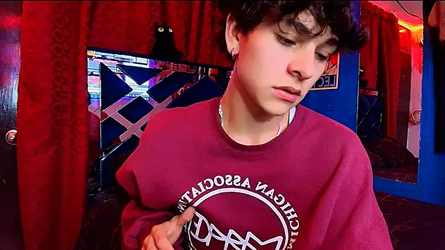 Luke Howland online show from December 5, 2025, 1:03 am