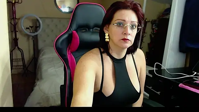 Carol Scottt online show from March 20, 2025, 4:42 pm