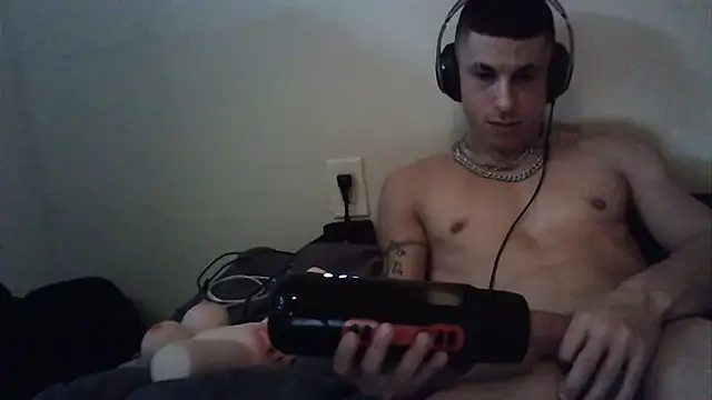 Snapshot of --D-a-D-D-y- chatting on January 20, 2025, 3:39 pm --D-a-D-D-y- online show from January 20, 2025, 3:39 pm