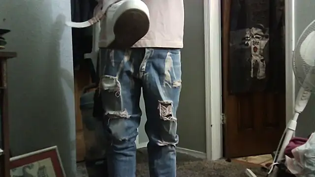 Snapshot of --D-a-D-D-y- chatting on November 26, 2025, 5:30 am --D-a-D-D-y- online show from November 26, 2025, 5:30 am