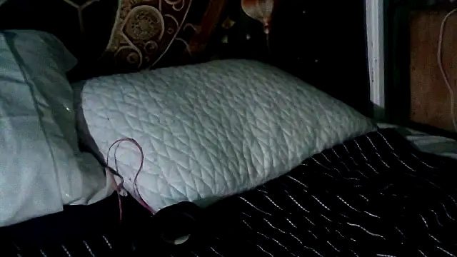 Snapshot of --D-a-D-D-y- chatting on December 4, 2025, 2:10 am --D-a-D-D-y- online show from December 4, 2025, 2:10 am