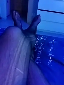 Snapshot of McdyllanXX chatting on February 12, 2026, 10:38 pm McdyllanXX online show from February 12, 2026, 10:38 pm