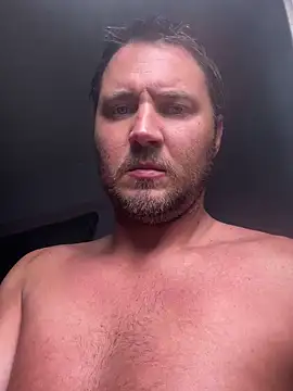 Snapshot of Brando2585 chatting on March 17, 2026, 3:55 am Brando2585 online show from March 17, 2026, 3:55 am