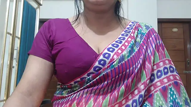 Snapshot of desi-maisa130 chatting on April 28, 2026, 4:56 pm desi-maisa130 online show from April 28, 2026, 4:56 pm