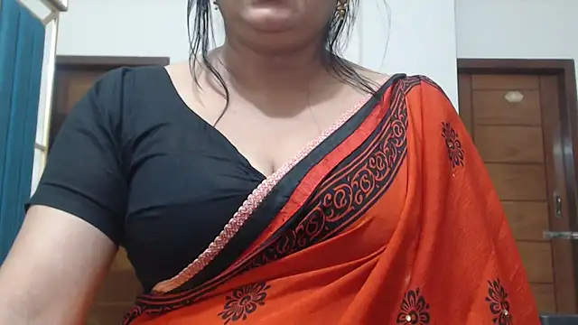 Snapshot of desi-maisa130 chatting on April 29, 2026, 4:44 pm desi-maisa130 online show from April 29, 2026, 4:44 pm