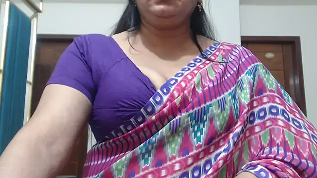 Snapshot of desi-maisa130 chatting on May 18, 2026, 5:19 pm desi-maisa130 online show from May 18, 2026, 5:19 pm