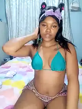 charmainexxx online show from February 8, 2025, 1:00 am