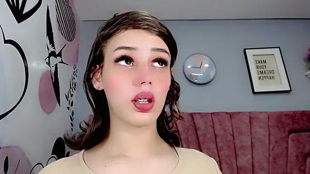 ValeriaAguilar online show from December 29, 2024, 4:30 pm