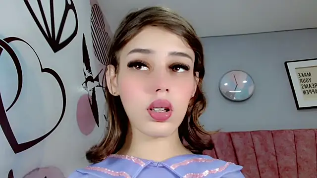 ValeriaAguilar online show from January 21, 2025, 10:19 pm