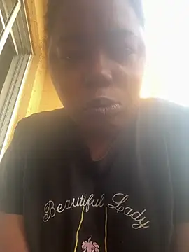 Snapshot of JCCaramelbarbie1 chatting on May 6, 2026, 11:37 am JCCaramelbarbie1 online show from May 6, 2026, 11:37 am