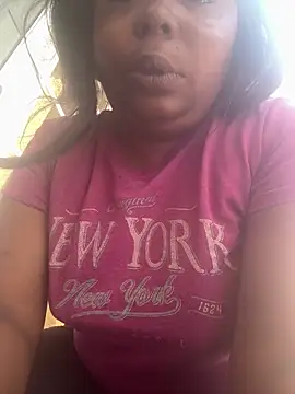 Snapshot of JCCaramelbarbie1 chatting on May 27, 2026, 3:20 pm JCCaramelbarbie1 online show from May 27, 2026, 3:20 pm