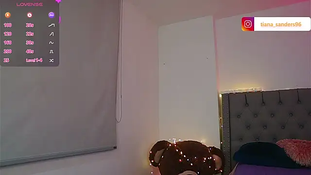 Snapshot of Tiana_sanders chatting on September 11, 2025, 12:55 am Tiana sanders online show from September 11, 2025, 12:55 am