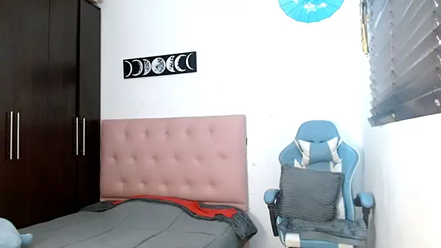 Snapshot of TokioStar chatting on October 2, 2025, 2:46 pm TokioStar online show from October 2, 2025, 2:46 pm