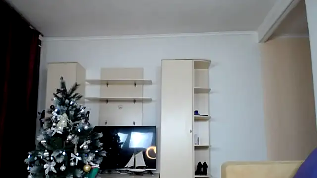 Snapshot of AlmaSquirt chatting on December 20, 2024, 8:49 am AlmaSquirt online show from December 20, 2024, 8:49 am