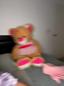 Snapshot of msschloee_ chatting on October 26, 2025, 3:23 am msschloee online show from October 26, 2025, 3:23 am