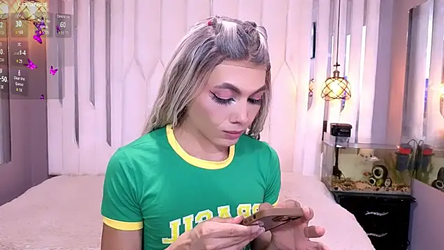 Megan Do Santos online show from July 29, 2026, 7:45 pm