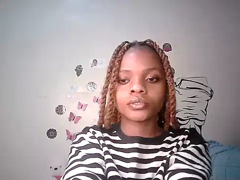 Snapshot of Star_Tower chatting on February 11, 2025, 11:54 am Star Tower online show from February 11, 2025, 11:54 am