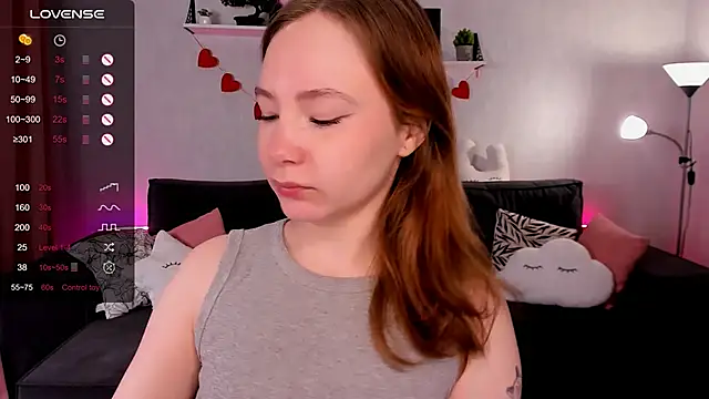 Snapshot of LanaBlu_ chatting on September 24, 2025, 2:26 am LanaBlu online show from September 24, 2025, 2:26 am