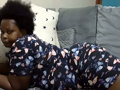 Pretty lilly02 online show from April 29, 2026, 5:55 am