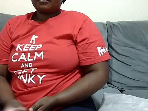 Pretty lilly02 online show from June 11, 2026, 7:45 pm