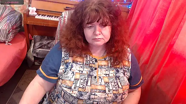 RoseRed69 online show from April 25, 2026, 6:49 am