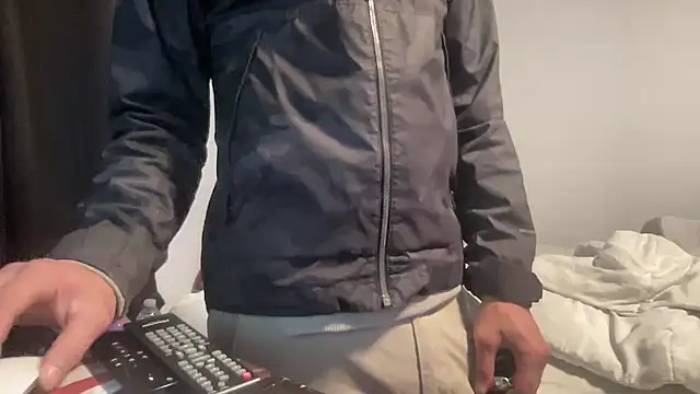 Snapshot of flexingplexico chatting on December 31, 2024, 9:42 am flexingplexico online show from December 31, 2024, 9:42 am