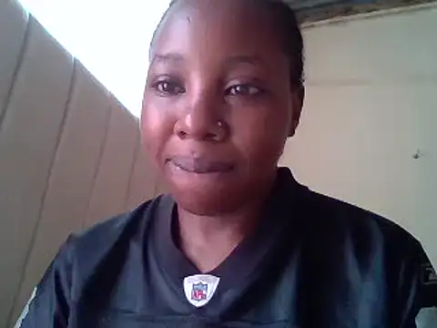 Snapshot of Queen_loveer chatting on March 15, 2025, 9:09 am Queen loveer online show from March 15, 2025, 9:09 am