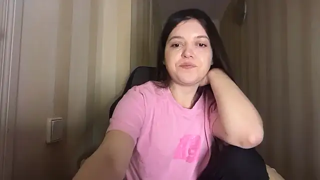 Lina Most online show from February 1, 2026, 9:13 pm