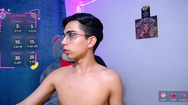 OwenBluee online show from August 1, 2026, 1:43 pm