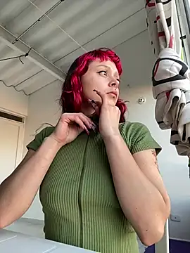 Snapshot of bombom_6 chatting on January 27, 2025, 10:38 pm bombom 6 online show from January 27, 2025, 10:38 pm