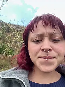 Snapshot of bombom_6 chatting on November 8, 2025, 5:12 pm bombom 6 online show from November 8, 2025, 5:12 pm