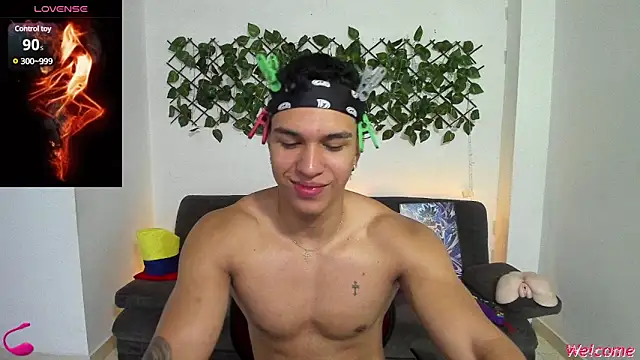 Snapshot of Taylor_John chatting on January 6, 2025, 2:03 pm Taylor John online show from January 6, 2025, 2:03 pm