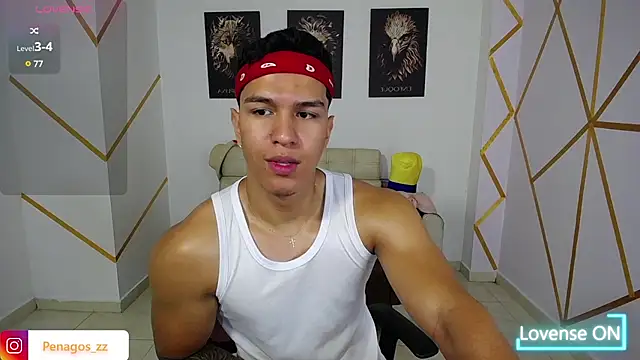 Snapshot of Taylor_John chatting on February 7, 2025, 5:40 pm Taylor John online show from February 7, 2025, 5:40 pm