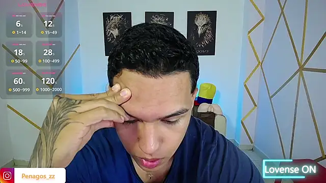 Snapshot of Taylor_John chatting on February 11, 2025, 7:59 pm Taylor John online show from February 11, 2025, 7:59 pm