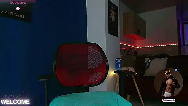 Snapshot of Taylor_John chatting on November 1, 2025, 9:06 pm Taylor John online show from November 1, 2025, 9:06 pm